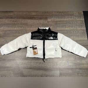 The North Face Women’s Nuptse Short Jacket size L
